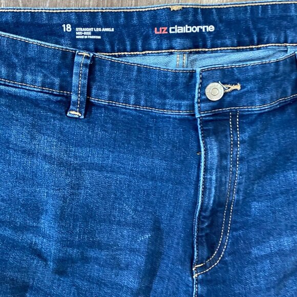 Liz Claiborne Womens Straight Leg Ankle Jeans Size 18 Medium Denim Blue Cotton - Picture 3 of 5
